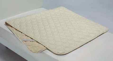 脱脂綿とボリューム綿二層西川ベッドパッド・コットン敷パッド日本製