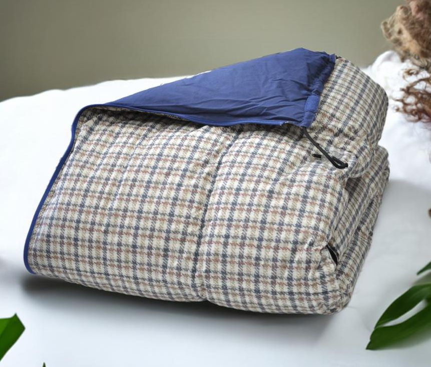 本格羽毛合布団上質ダウンWD70%0.3kg入・驚き！寝袋に大変身！山甚日本製